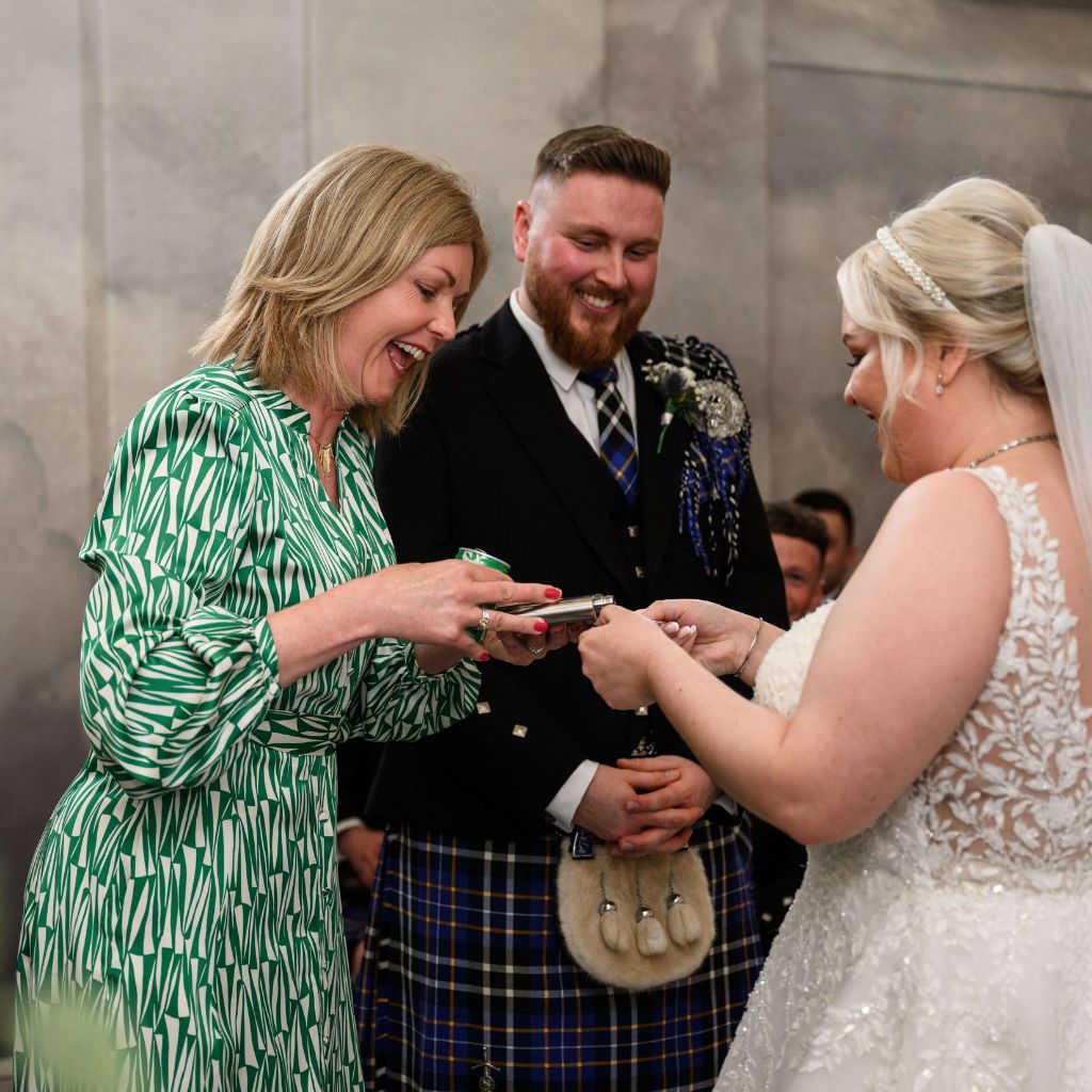 wedding ceremony quaich toast_imageForzaPhotography