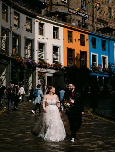 Elopement in Edinburgh with Catriona Tanner Wedding Celebrant_imageWildlingWeddings